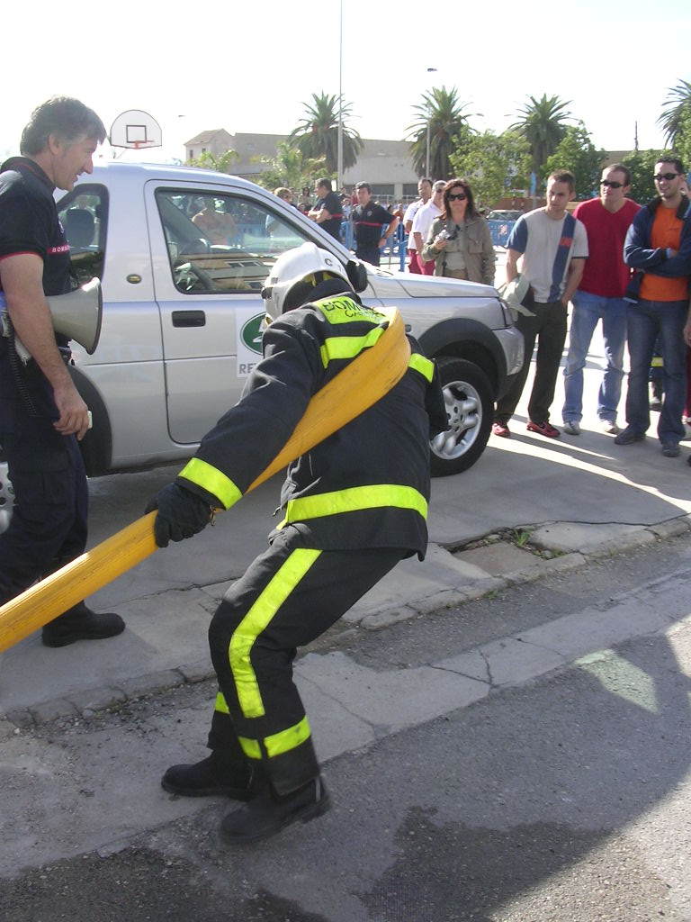 img/galeria/institucionales1976/Superbombero 2005/DSCN7379.JPG